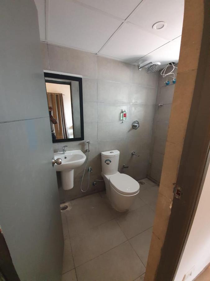 Hotel Amrita Madras Buitenkant foto